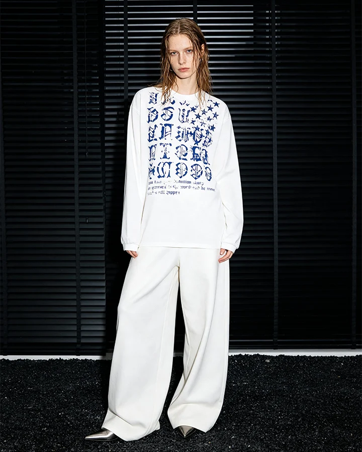KIIKIO Dark Gothic Distressed Letter Graphic Long Sleeve Tee