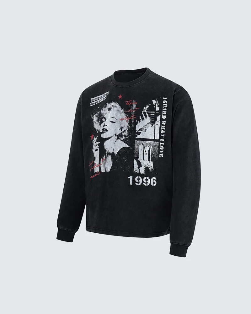 KIIKIO Vintage Portrait Graphic Washed Long Sleeve Tee