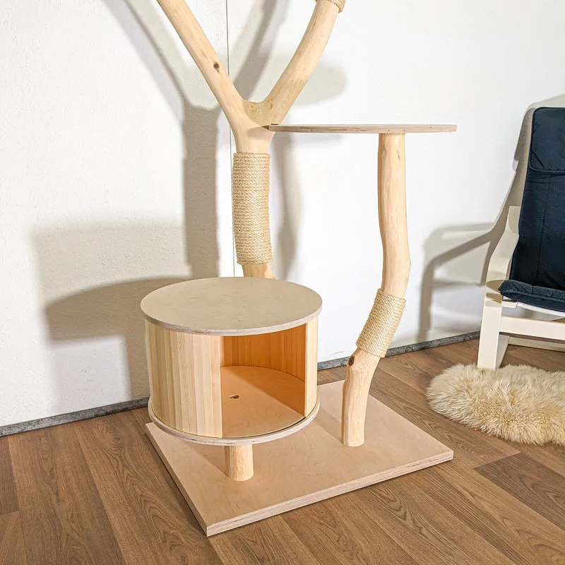RESERVIERT - Naturkratzbaum 4517 Kratzbaum Natur Holz Design 175 cm hoch Katzenbaum