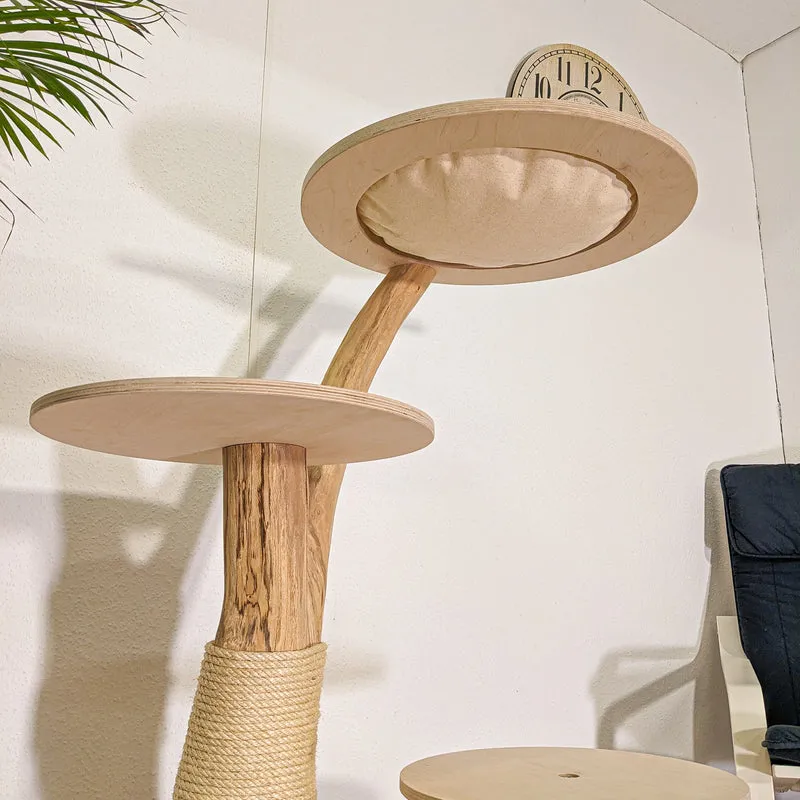 Naturkratzbaum 4495 Kratzbaum Natur Holz Design 122 cm hoch Katzenbaum