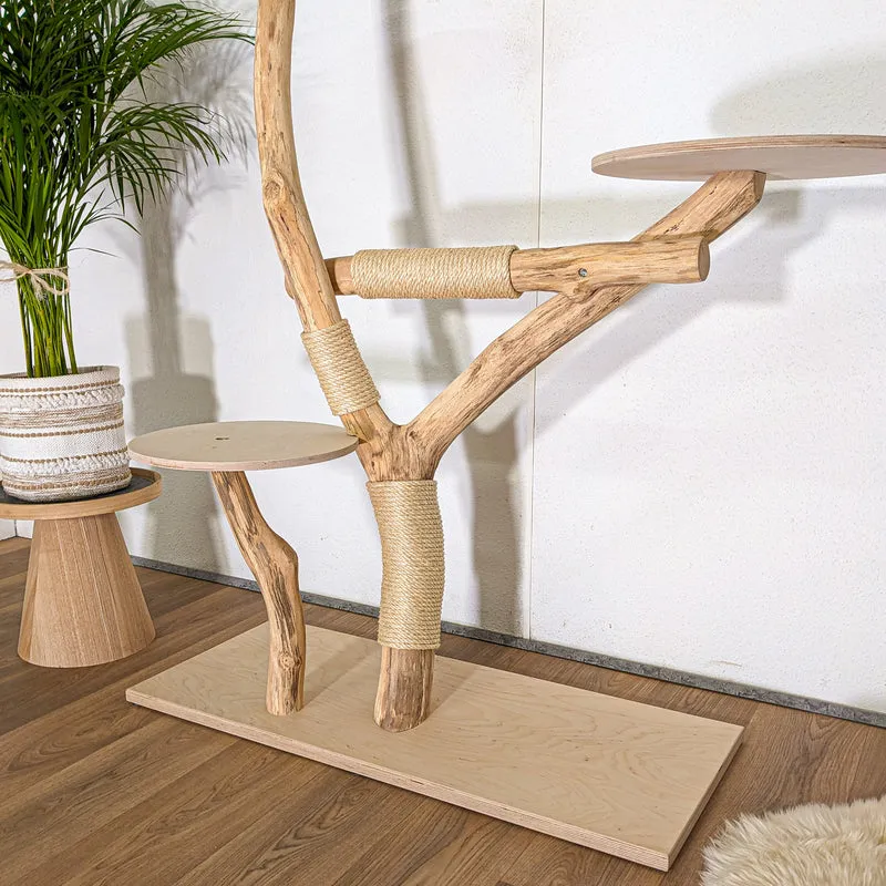 RESERVIERT - Naturkratzbaum 4477 Kratzbaum Natur Holz Design 140 cm hoch Katzenbaum