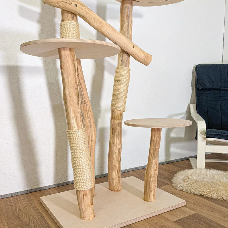 RESERVIERT - Naturkratzbaum 4448 Kratzbaum Natur Holz Design 175 cm hoch Katzenbaum