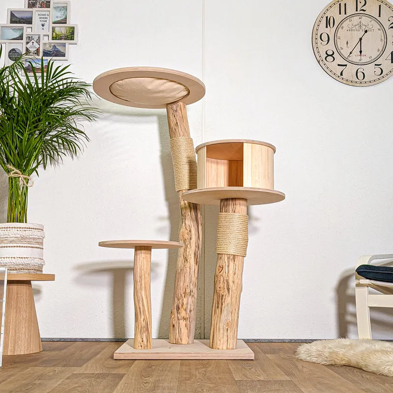 Naturkratzbaum 4425 Kratzbaum Natur Holz Design 135 cm hoch Katzenbaum