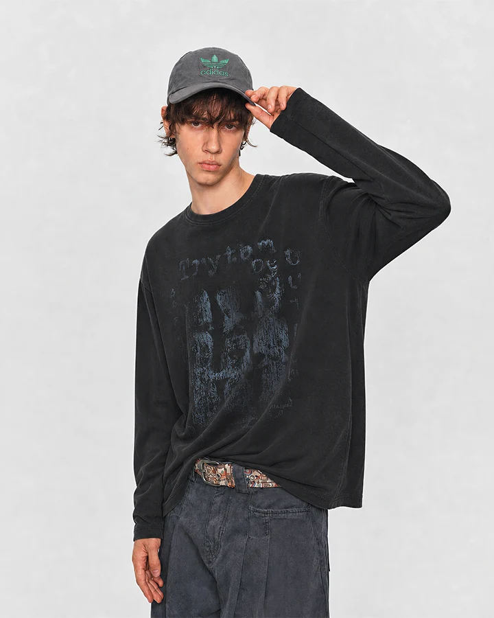 KIIKIO Grunge Washed Graphic Long Sleeve Tee