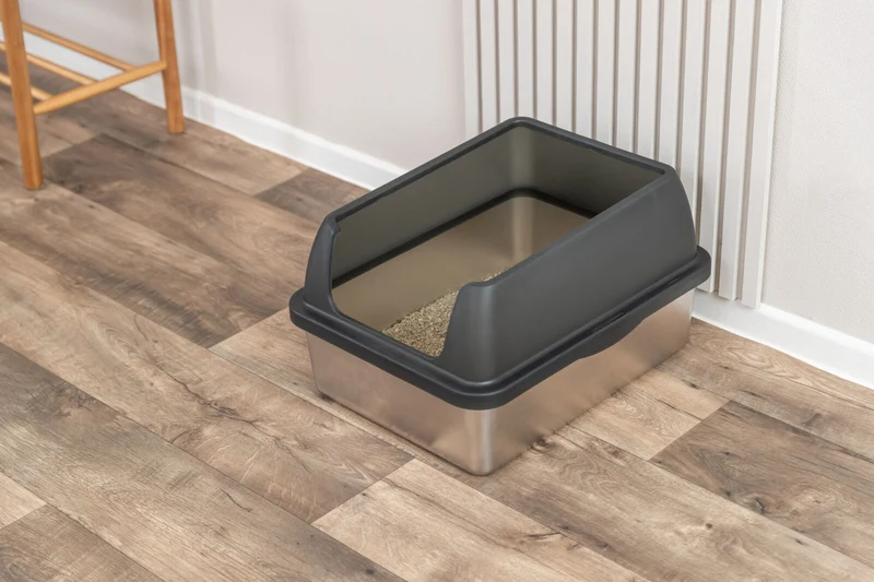 Katzentoilette Niro aus Edelstahl, offen mit hohem Rand