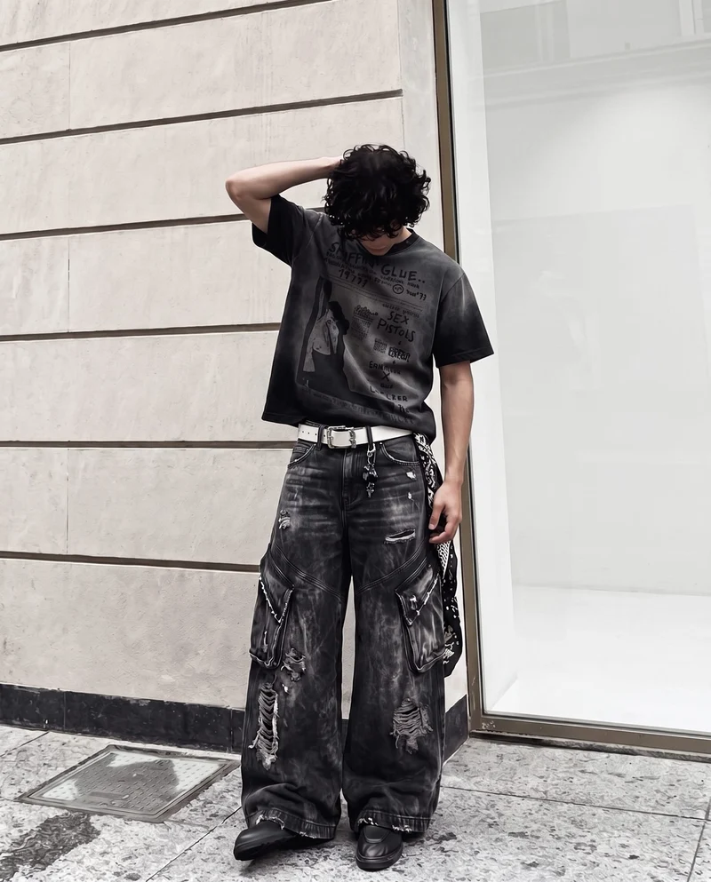 KIIKIO Retro Faded Graphic Washed Oversized T-Shirt
