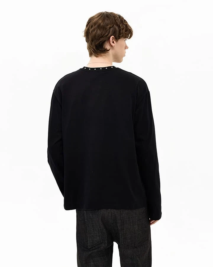 KIIKIO Gothic Zipper Studded Tee