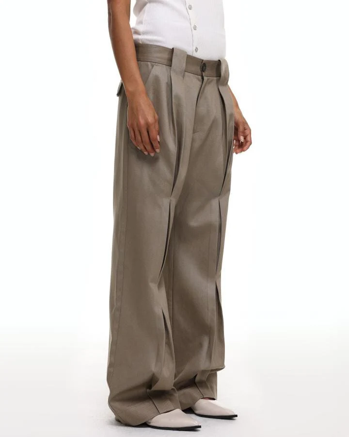 KIIKIO Vintage Tailored Pleated Wide-Leg Trousers