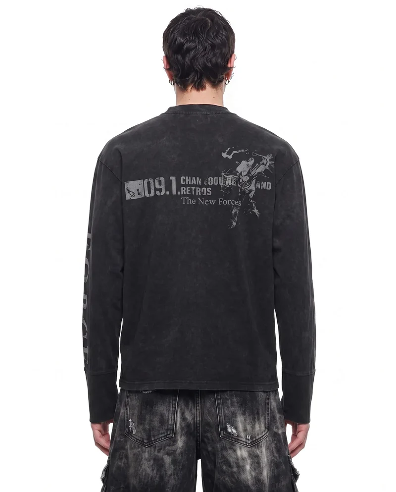 KIIKIO American Vintage-Style Distressed Long-Sleeve T-Shirt