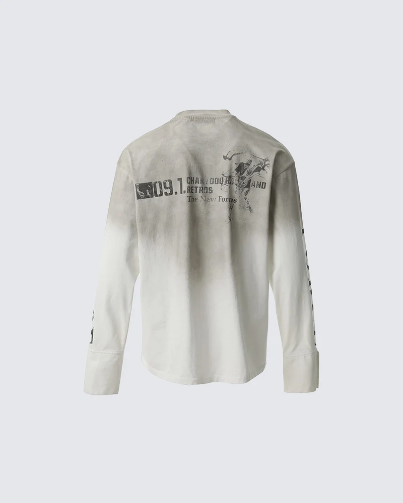 KIIKIO American Vintage-Style Distressed Long-Sleeve T-Shirt