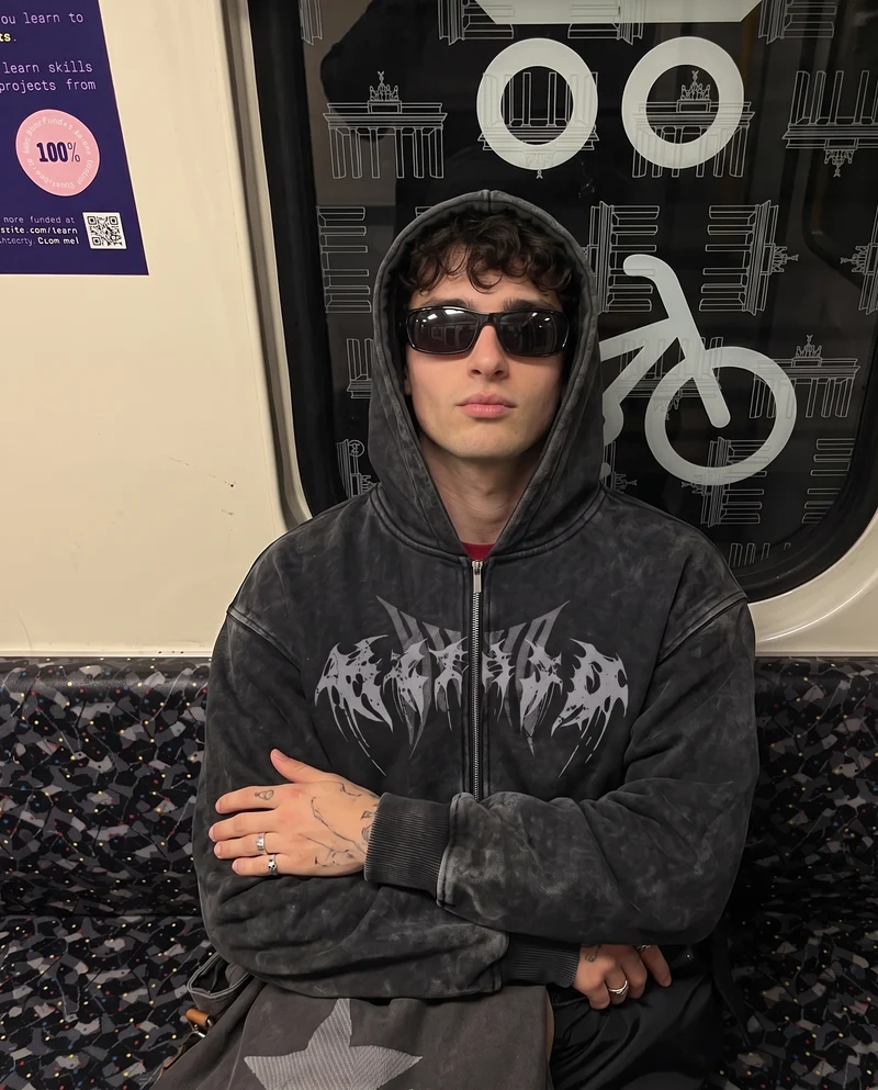 KIIKIO Vintage Washed Graphic Zip-Up Hoodie