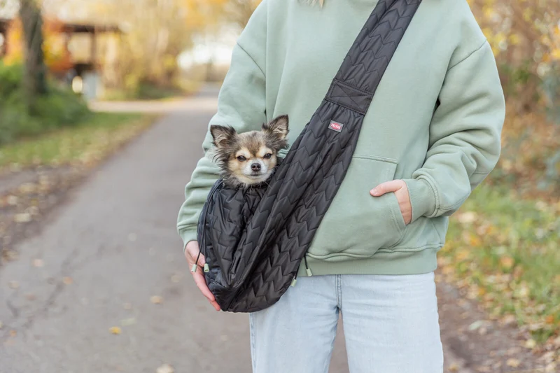Gesteppte Cross-Body Hundetragetasche Mavie mit Kordelzug
