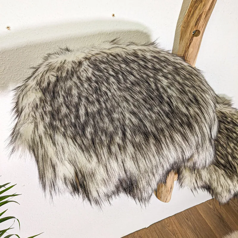 RESERVIERT - Wandkratzbaum 4392 Naturkratzbaum 142 cm Höhe Kratzbaum Natur Holz Design