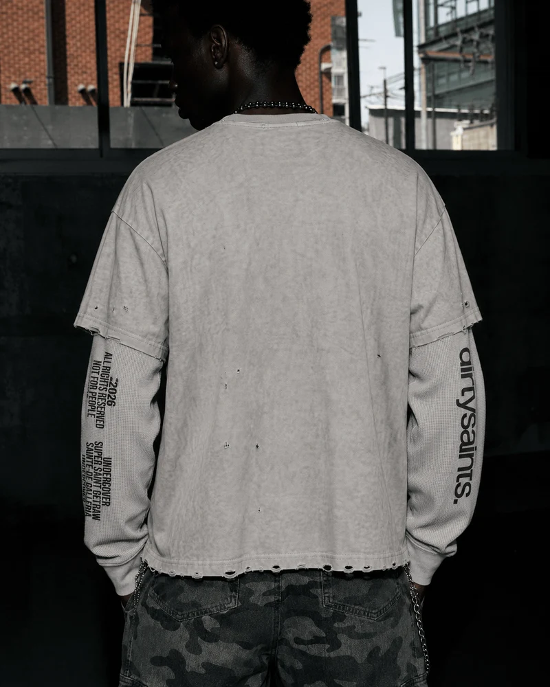 KIIKIO Grunge Distressed Typography Layered Long-Sleeve T-Shirt