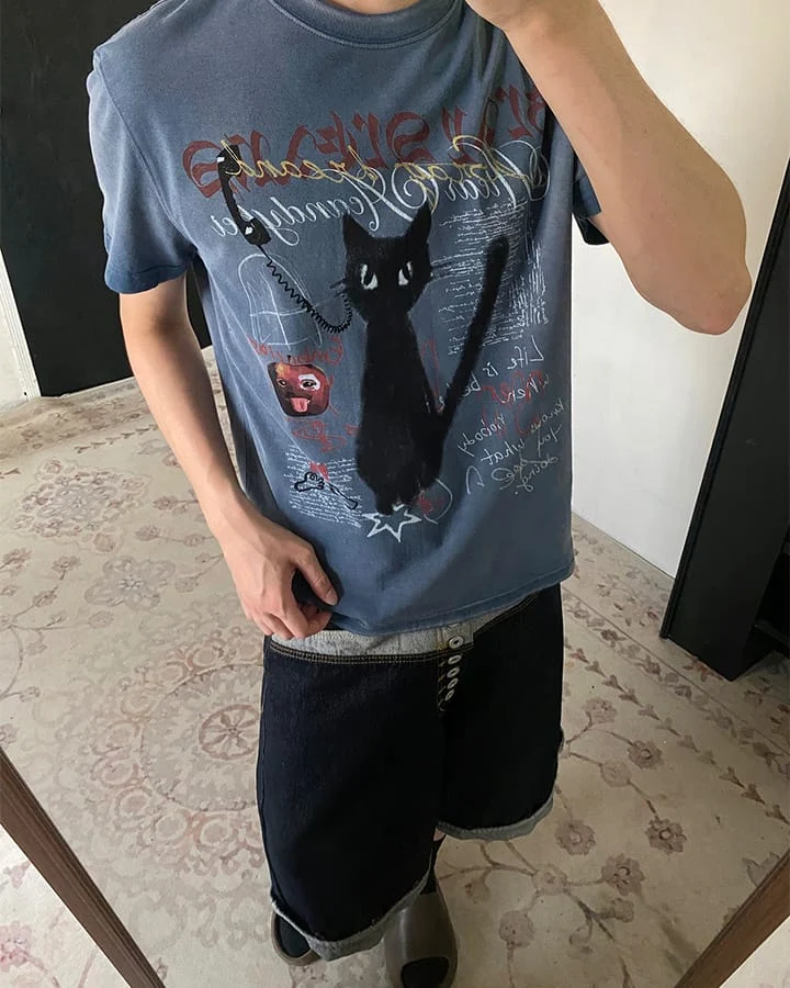 KIIKIO Vintage Washed Cat Graphic Streetwear T-Shirt