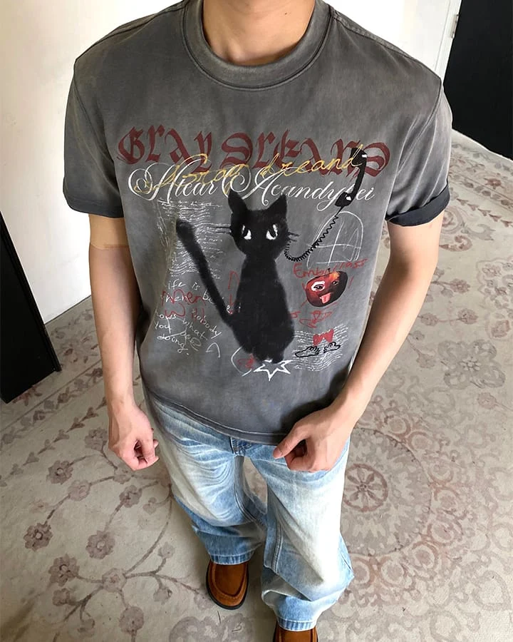 KIIKIO Vintage Washed Cat Graphic Streetwear T-Shirt