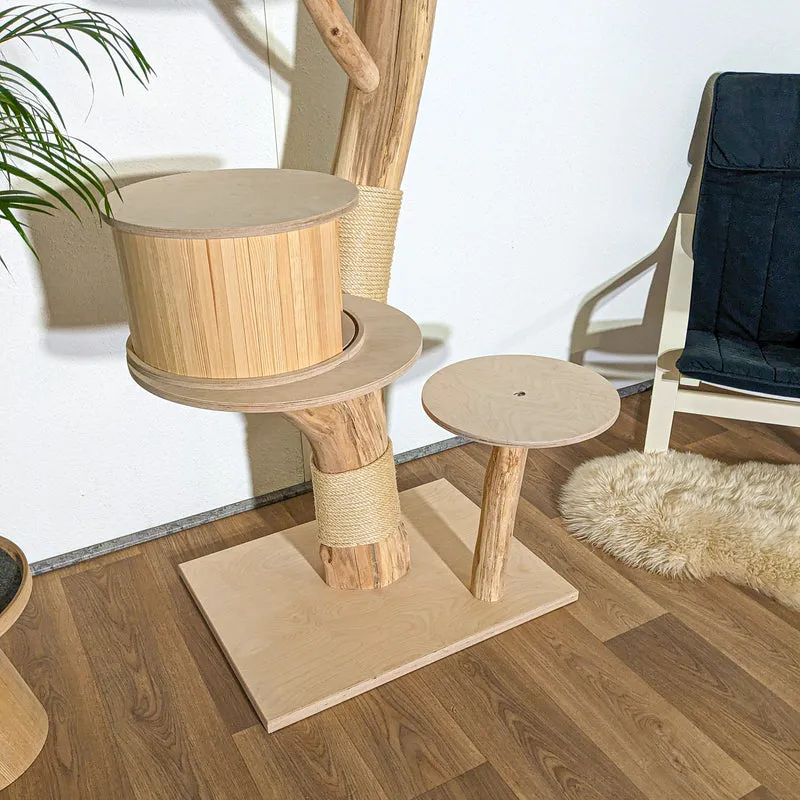Naturkratzbaum 4340 Kratzbaum Natur Holz Design 157 cm hoch Katzenbaum