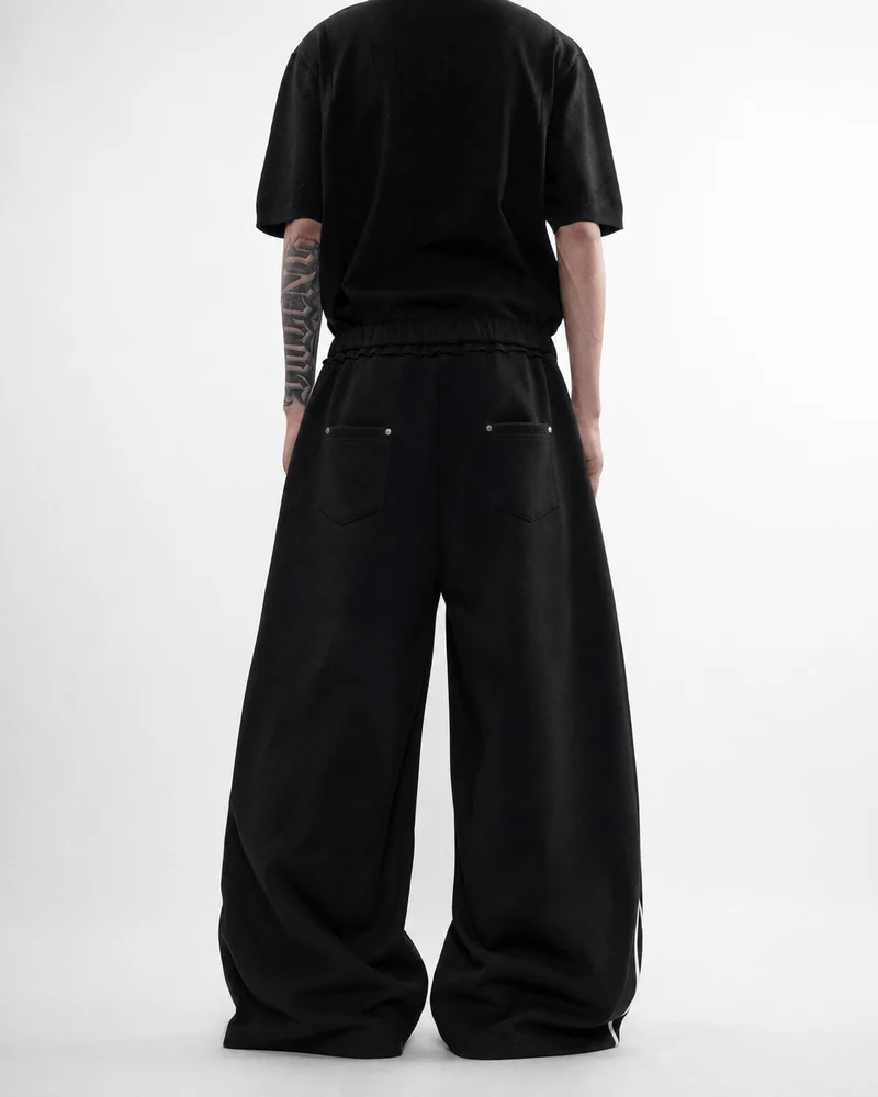 KIIKIO High Street Printed Sweatpants