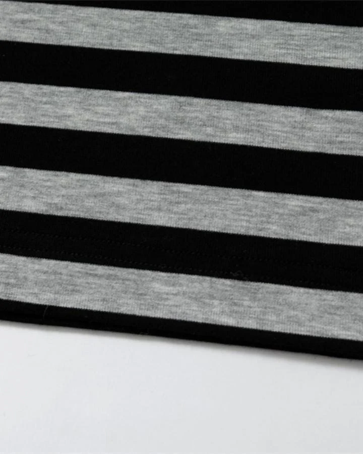 KIIKIO Retro Graphic Striped Polo Shirt