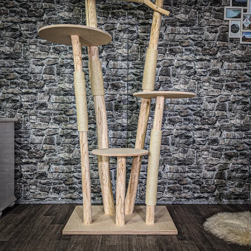 Naturkratzbaum C0043 Kratzbaum Natur Holz Design 205 cm hoch Katzenbaum
