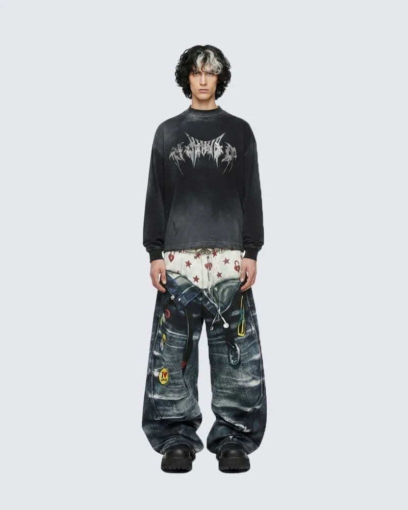 KIIKIO Vintage Washed Graphic Long-Sleeve Tee