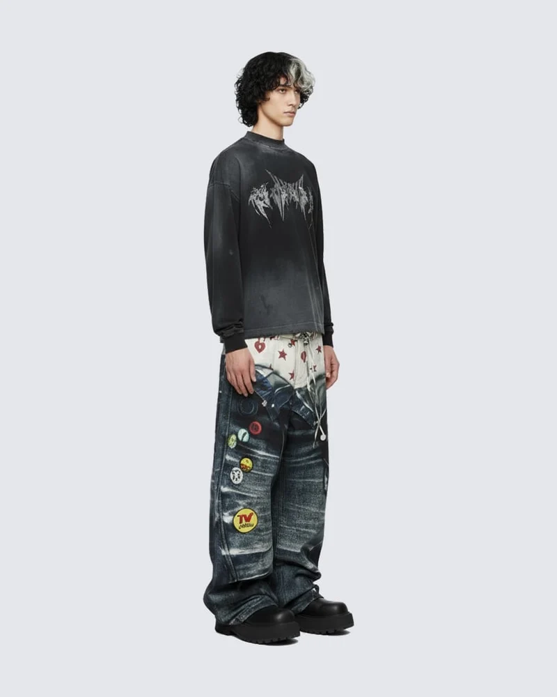 KIIKIO Vintage Washed Graphic Long-Sleeve Tee