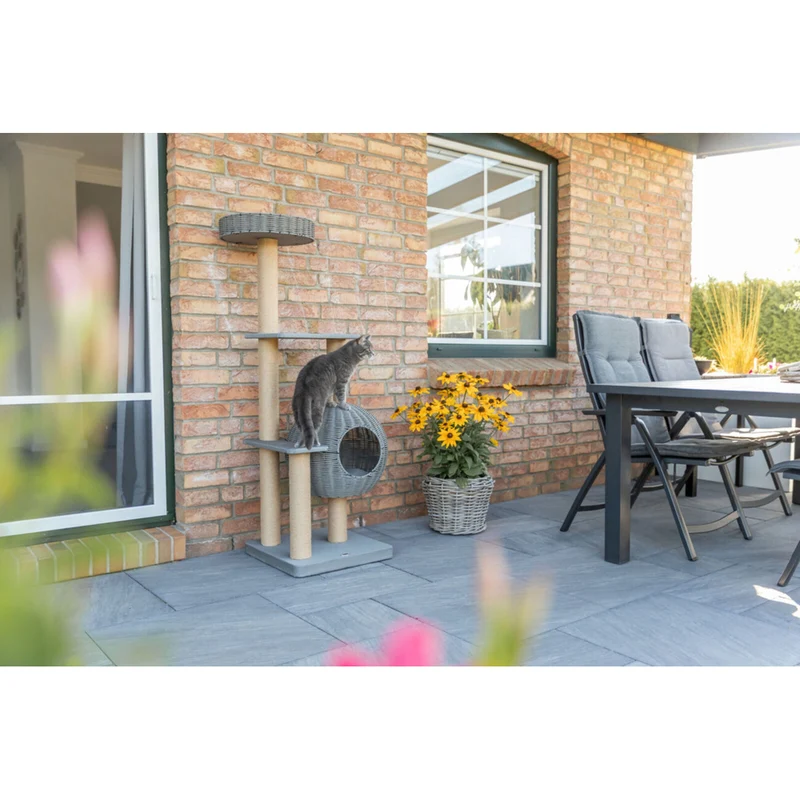 TRIXIE Outdoor Kratzbaum Amalia: Abenteuer für deine Katze im Freien!