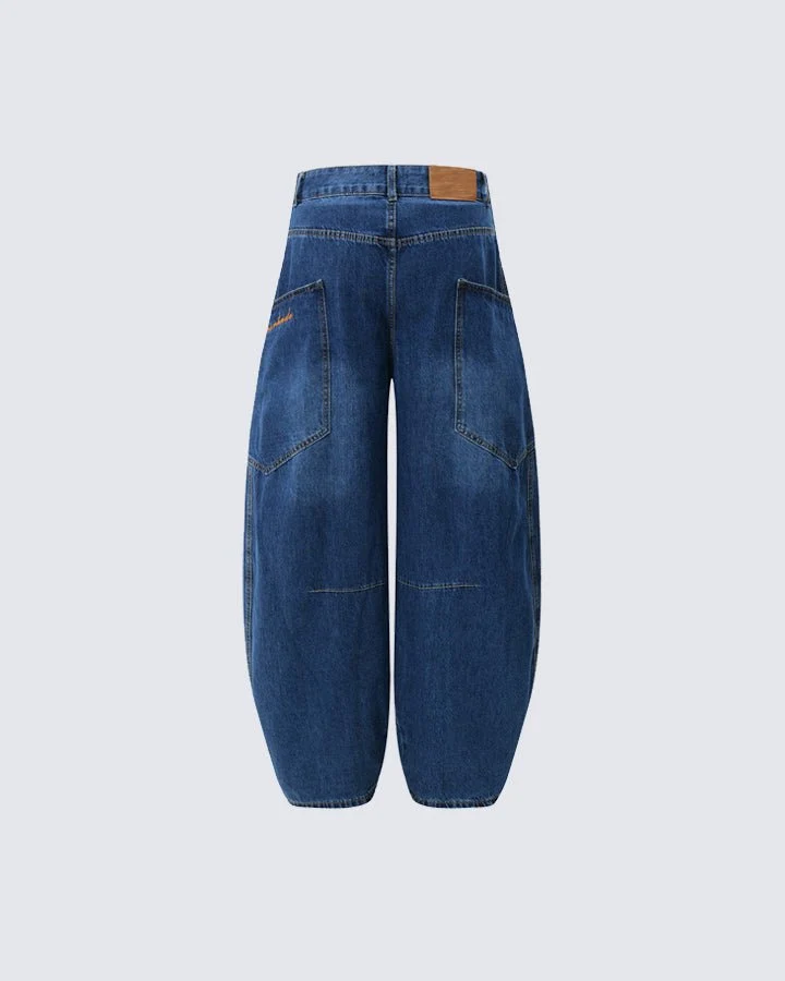 Large Pocket Curved Jeans