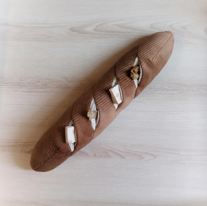 Hundespielzeug Baguette