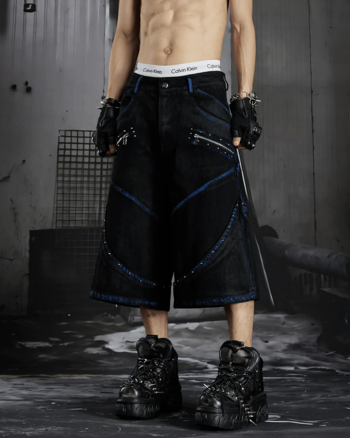 Dark American-Style Cut Studded Cropped Jeans