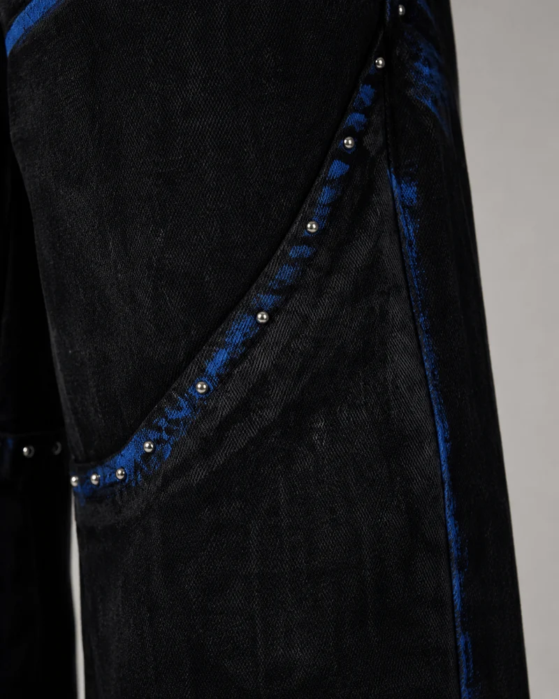 Dark American-Style Cut Studded Cropped Jeans