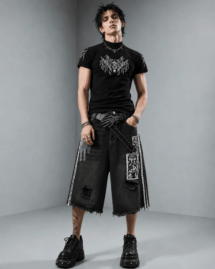 Distressed Gothic Graphic Denim Shorts（ Belt included )
