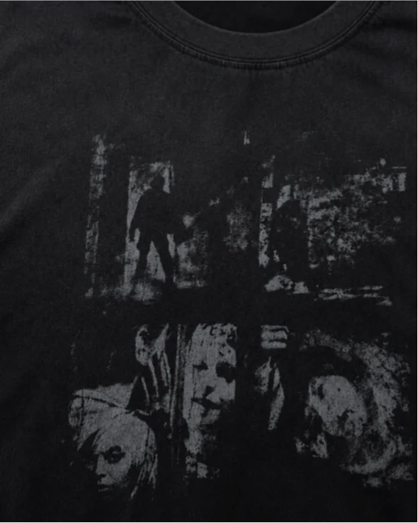 Distressed Black Graphic Print T-shirt