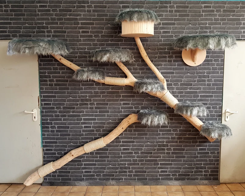 IXI- VERKAUFT -IXI Wandkratzbaum Naturkratzbaum 1047 Kratzbaum Natur Holz Design