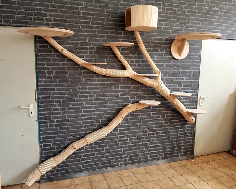 IXI- VERKAUFT -IXI Wandkratzbaum Naturkratzbaum 1047 Kratzbaum Natur Holz Design