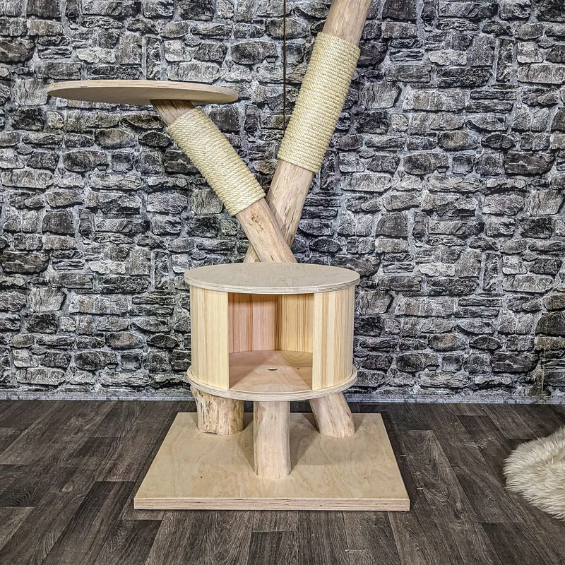 Naturkratzbaum 4104 Kratzbaum Natur Holz Design 135 cm hoch Katzenbaum