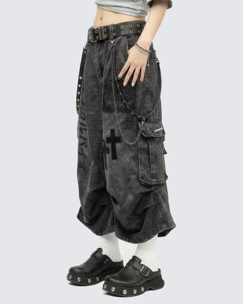 Gothic Chain Strap Denim Capri Pants