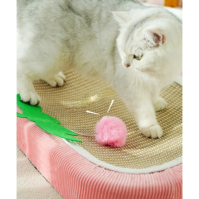 Kratzbrett Katze, Erdbeer-Sisalmatte Katzenbett mit Plüschbällen, Gebogenes Design, einen komfortablen Ort zum Kratzen & Ruhen