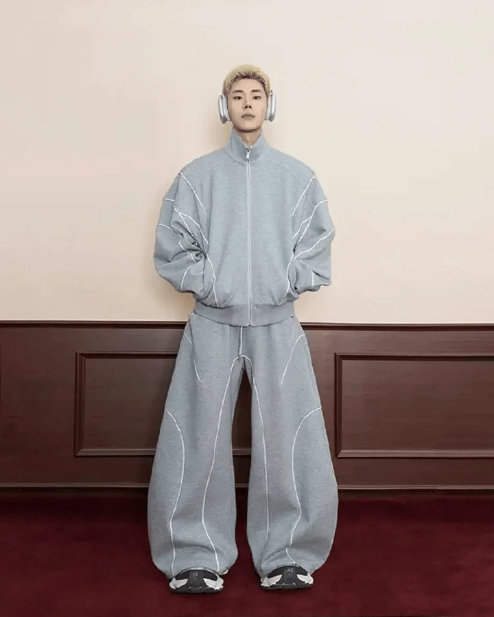 Loose-Fit Zip-Up Sweatshirt with White Piping