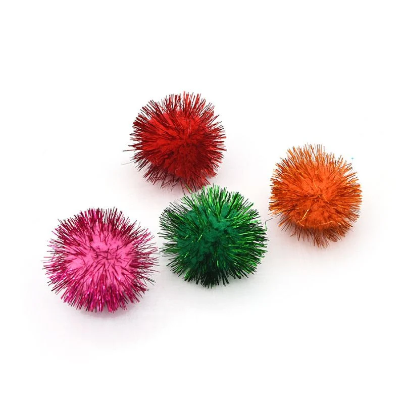 Katzen Spielzeug, Bunte Plüschbälle für Spaß und Beschäftigung, 4-teiliges Set, Rosa, Grün, Orange und Rot, Durchmesser ca. 4 cm