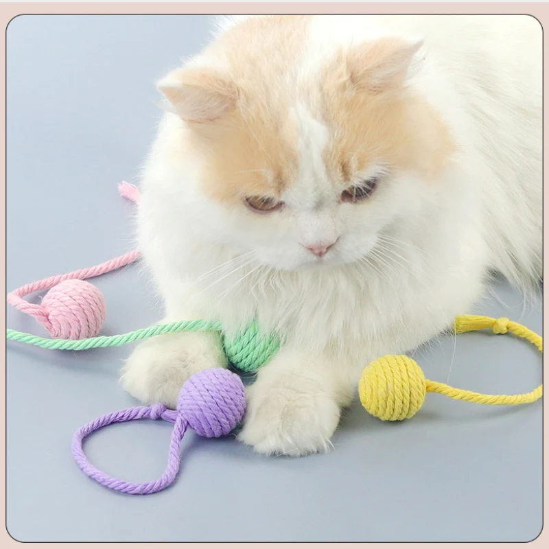 Katzen Spielzeug, Katzenball, 3 cm Baumwollseilball Hängendes Spielzeug, Eingebauter Klangstein, 4 Farben Set