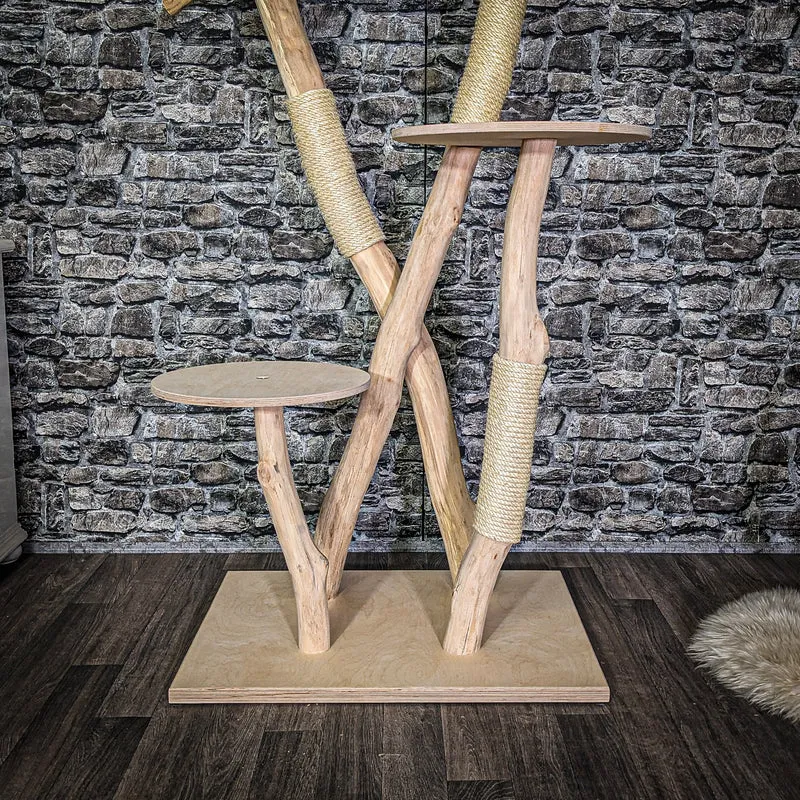 Naturkratzbaum 3805 Kratzbaum Natur Holz Design 178 cm hoch Katzenbaum