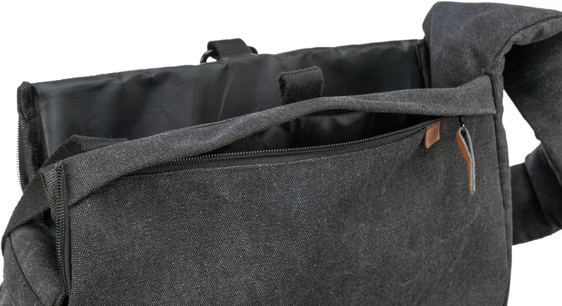 BE NORDIC Umhängetasche Ingrid in Canvas-Optik als Hundetragetasche oder Gassitasche