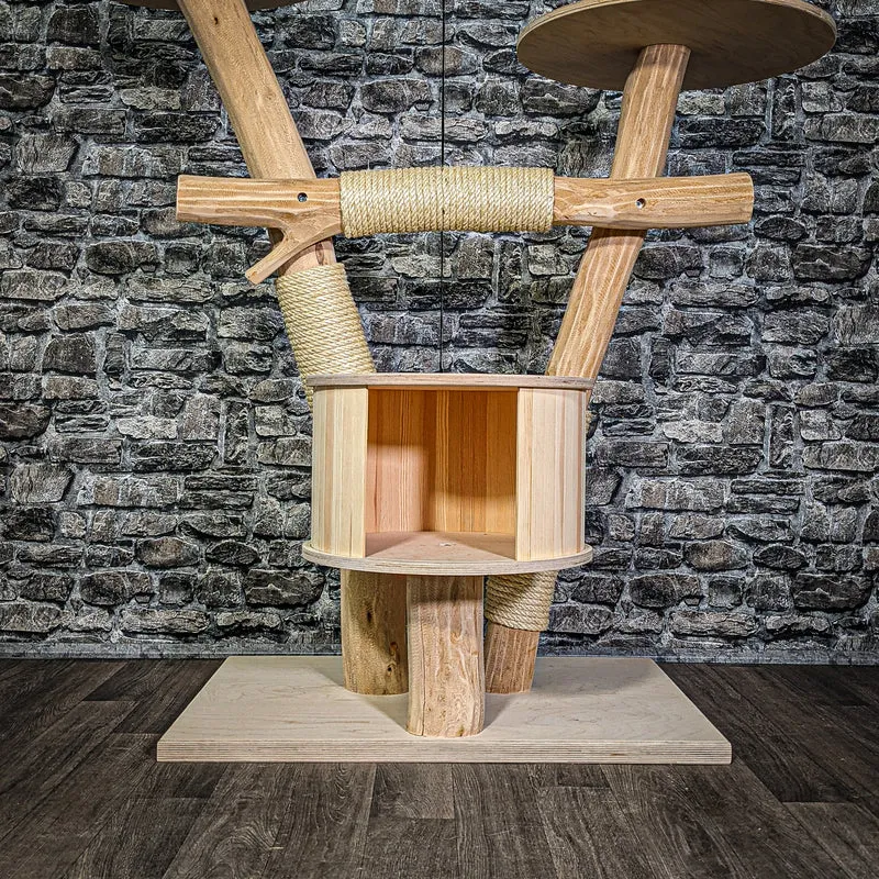 Naturkratzbaum 3337 Kratzbaum Natur Holz Design 121 cm hoch Katzenbaum