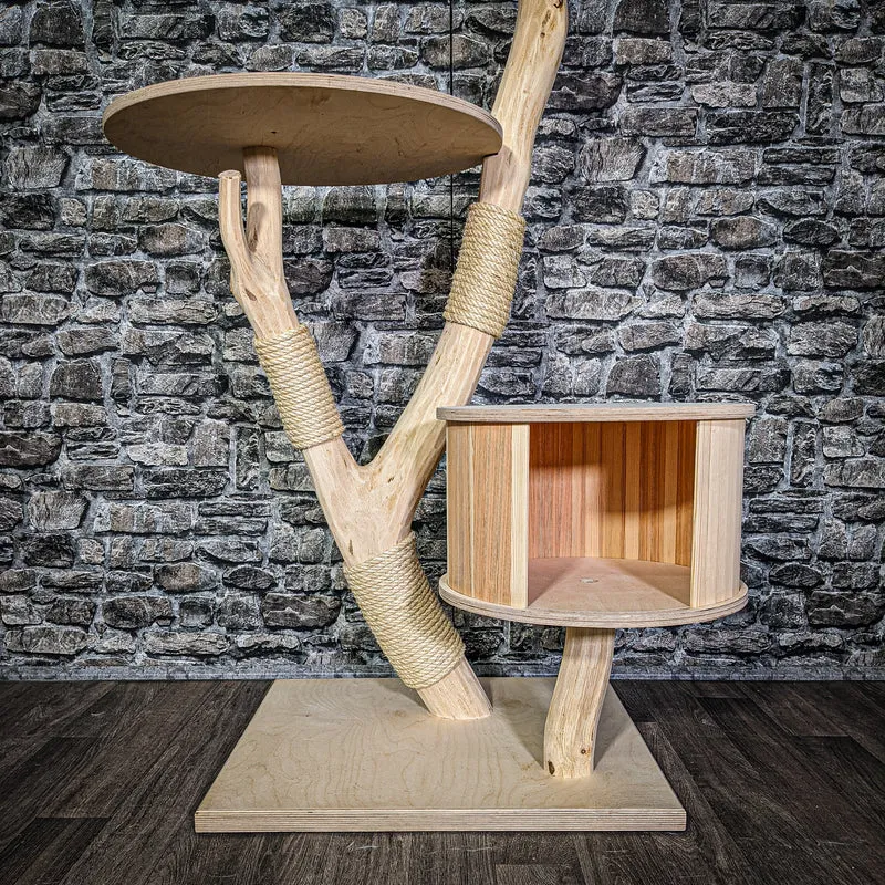 Naturkratzbaum 3286 Kratzbaum Natur Holz Design 134 cm hoch Katzenbaum
