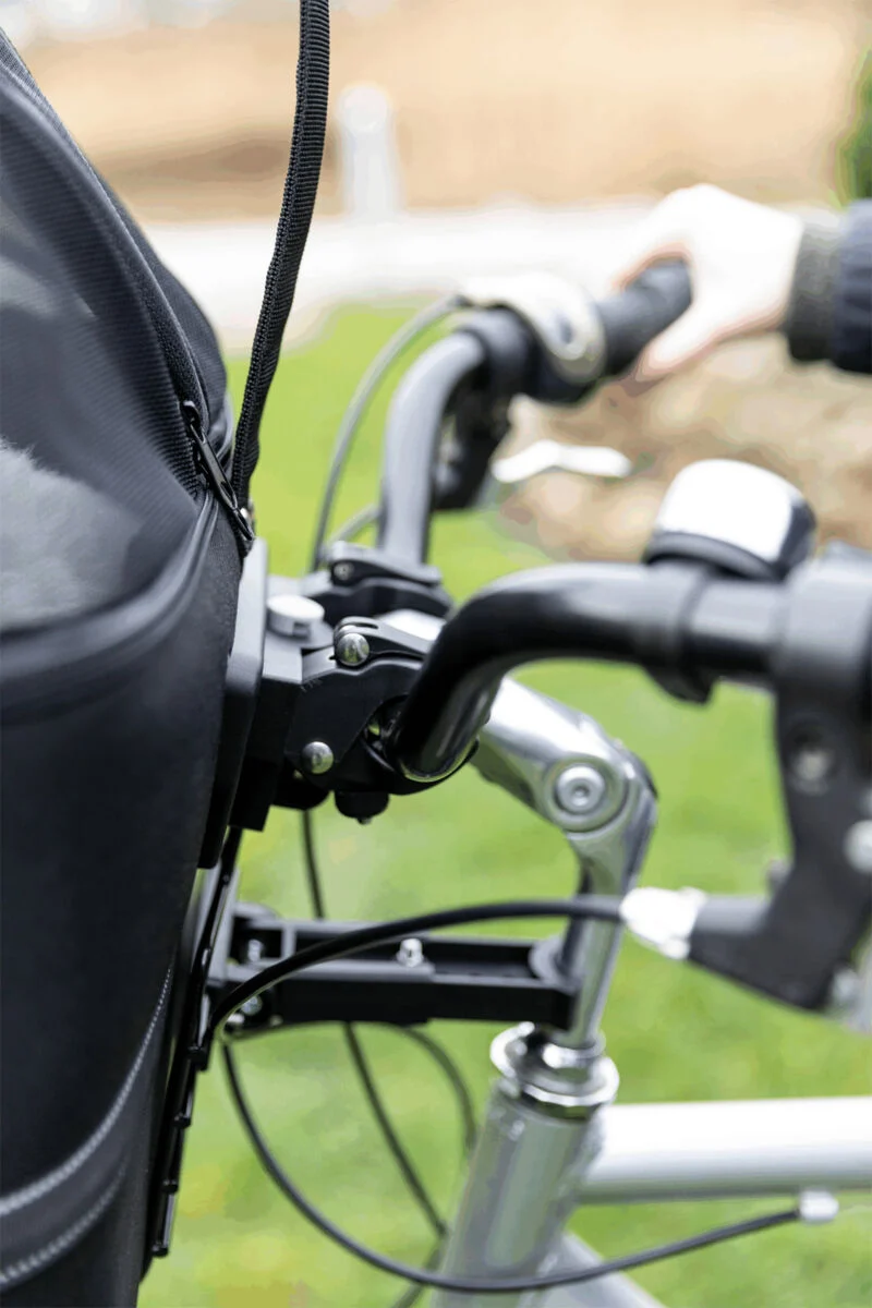 Hundefahrradkorb vorne mit Netzhaube und Regenhaube