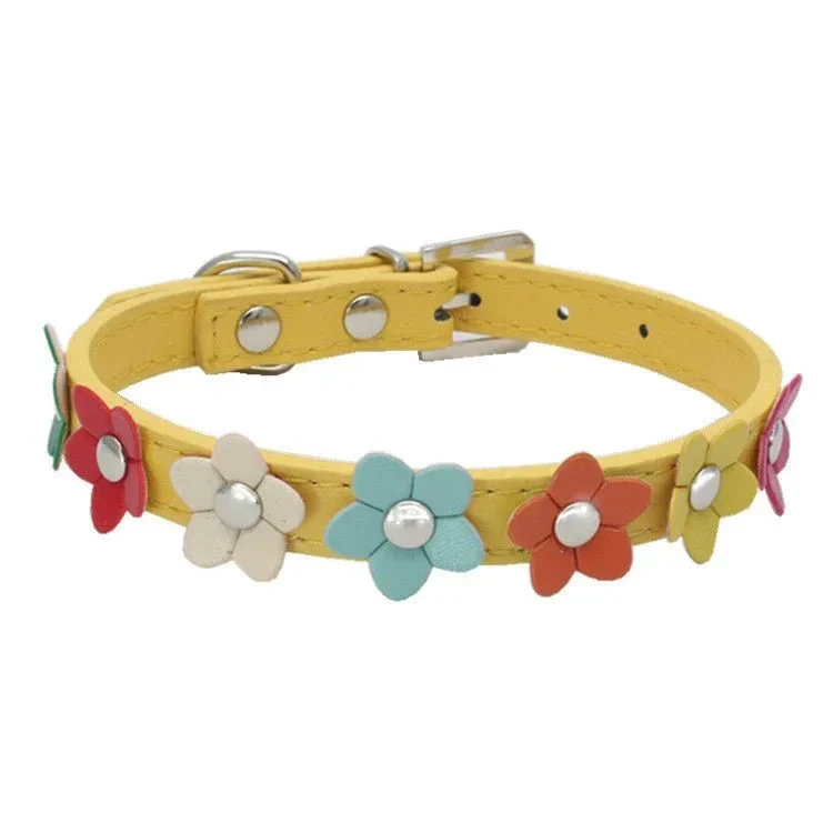 Small Flowers PU Pet Collar